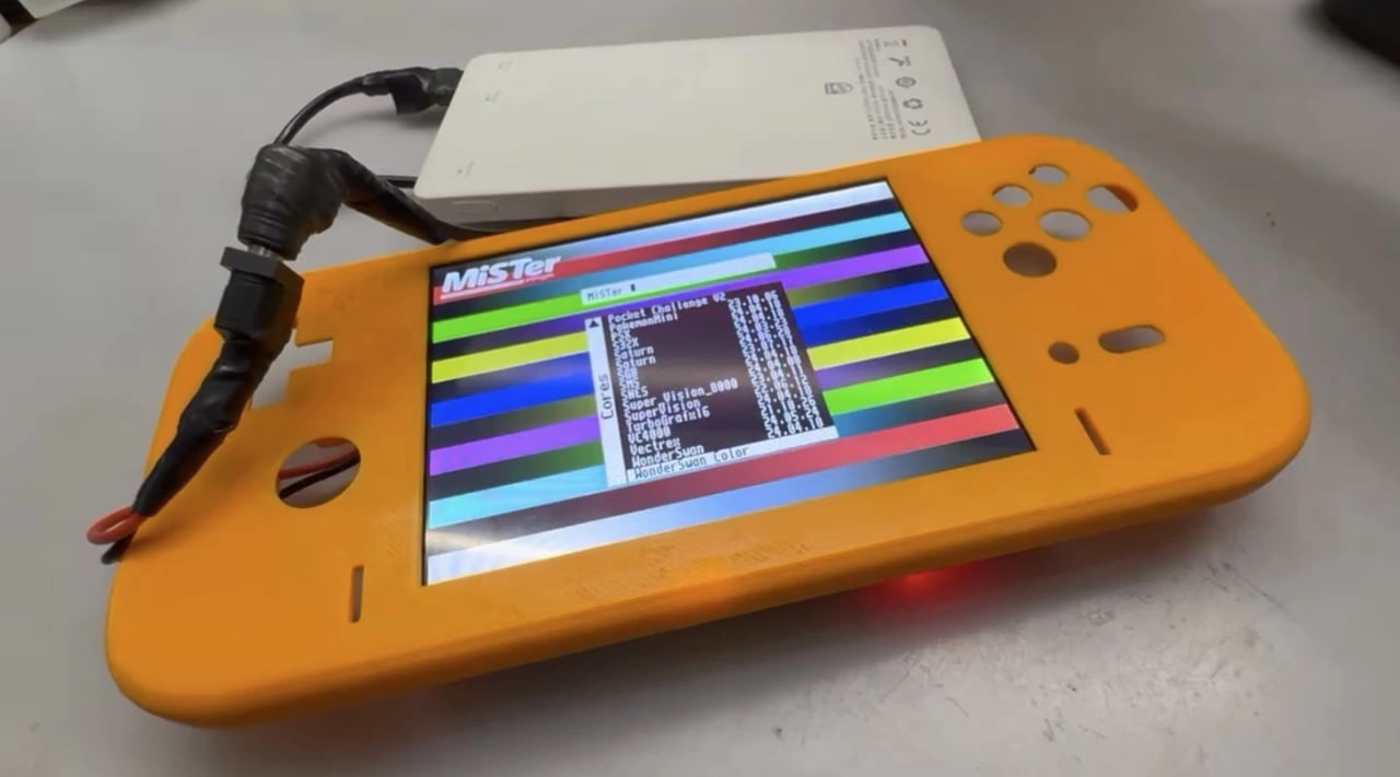 Chinese Modder Develops Portable MiSTer Console