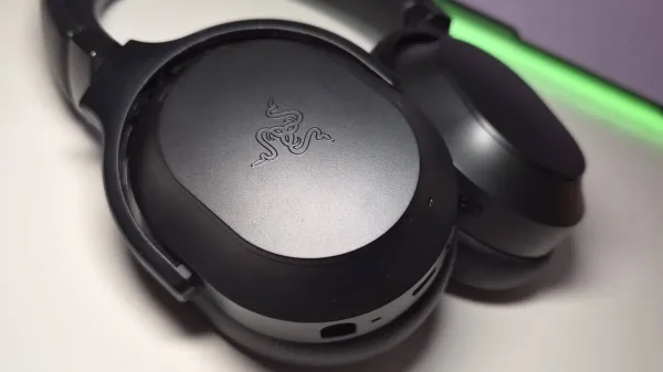 Razer Barracuda V2 Pro Launches With a Clever Dongle Hiding Place