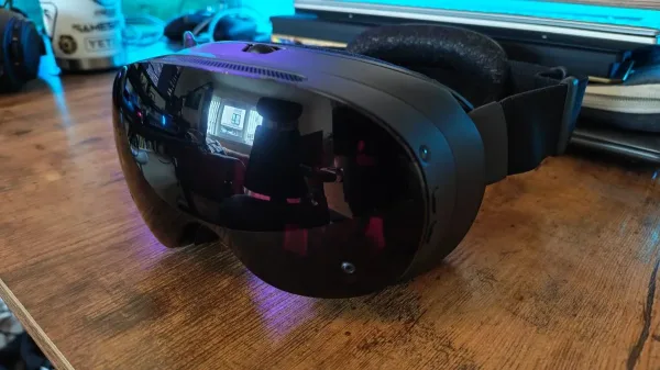 Steam Frame Review: Valve's Wireless VR Headset Makes a Powerful Case for PC Gaming Beyond the Deck