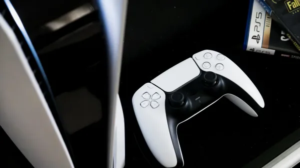 PS5 and Xbox Series X|S Setup: Should Your Console Stand Vertical or Horizontal?