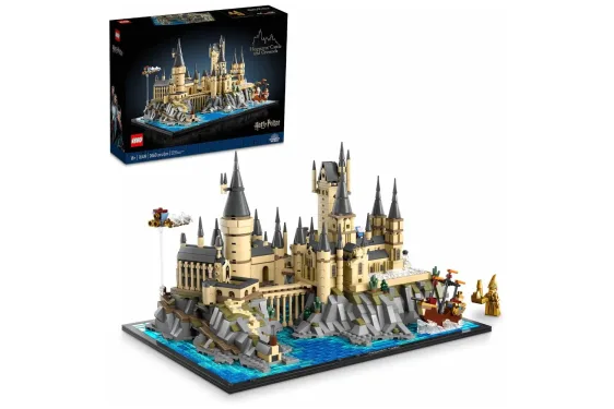 LEGO Harry Potter Hogwarts Castle and Grounds Drops to $137