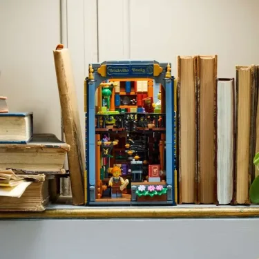 LEGO Icons Bookstore: Book Nook Announced as the Brand's Largest Shelf Insert Yet