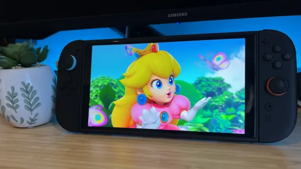 Nintendo Switch 2 Hits New UK Low of £354.99 at Smyths Toys