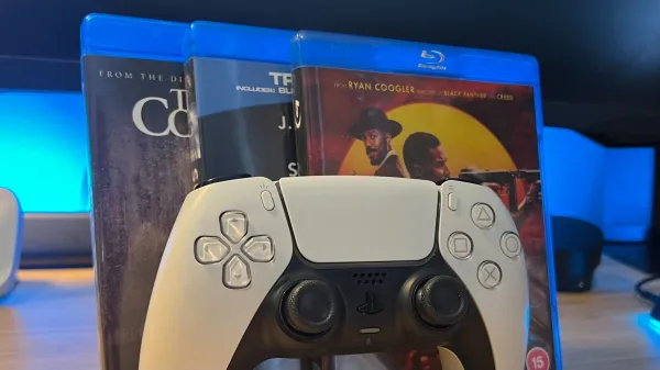 Sony Reportedly Phasing Out UBP-X700 Blu-ray Player, Leaving PS5 Disc Edition as Its Main Disc Hardware