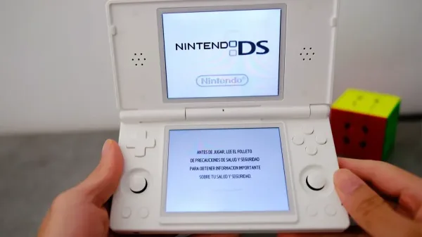 NitroDeck Android Launcher Update Targets Dual-Screen Handhelds With DS-Inspired Interface