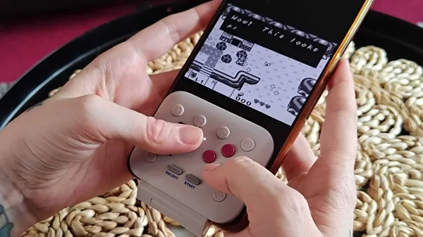 8Bitdo FlipPad Could Become a Prime Day Bargain for Game Boy Fans