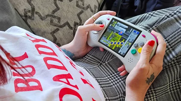 ESA Pushes for ROM-Loaded Retro Handhelds to Join Notorious Markets List