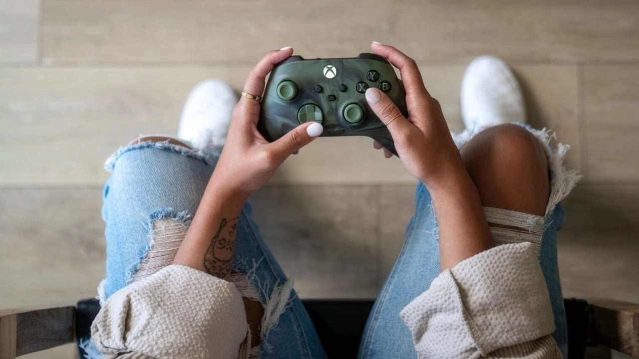 Xbox Unveils 'Nocturnal Vapor' Controller Ahead of Launch