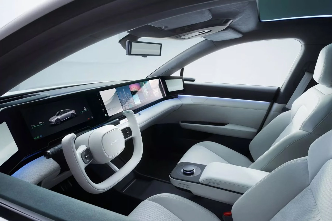 Sony's Electric Car AFEELA Integrates PS5 Gaming Experience